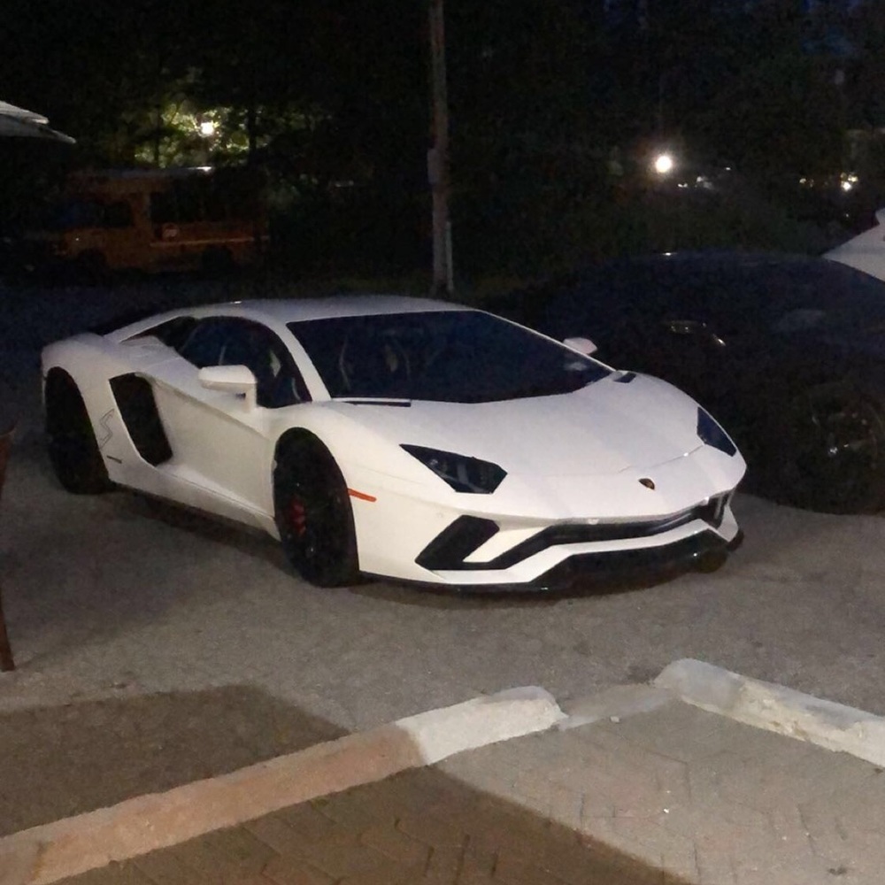 Meet your Posher, Lorenzo